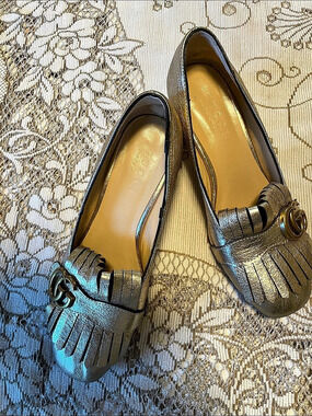 Authentic Gucci Gold Metallic GG Marmont Fringe Block Heel Loafer Pumps Size 40